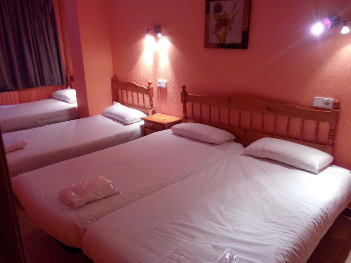 Apartaments Els Avets Pas De La Casa Bagian luar foto