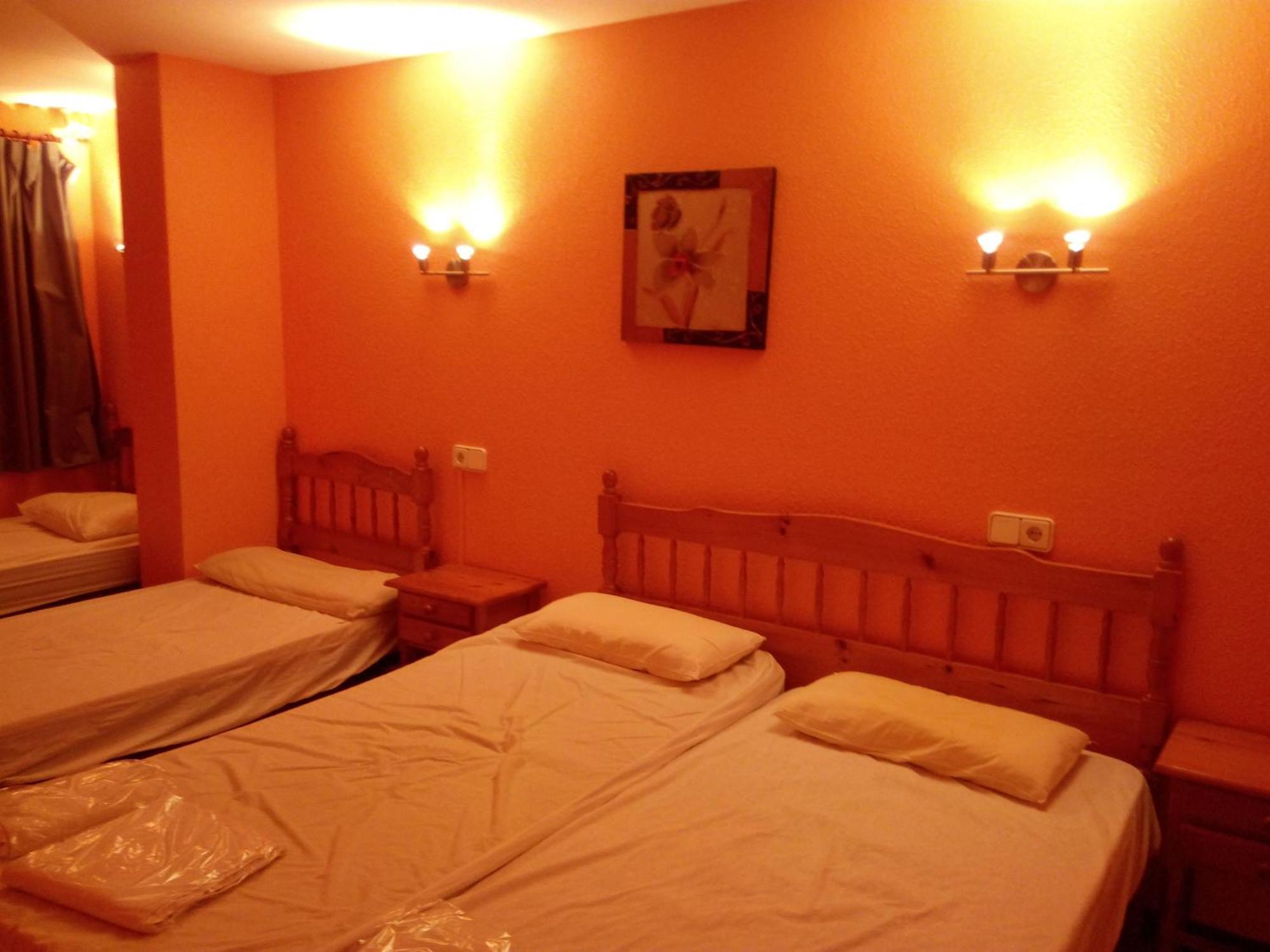 Apartaments Els Avets Pas De La Casa Ruang foto